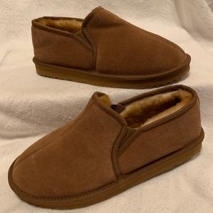 Australian Shepard lined Men’s slippers 12M